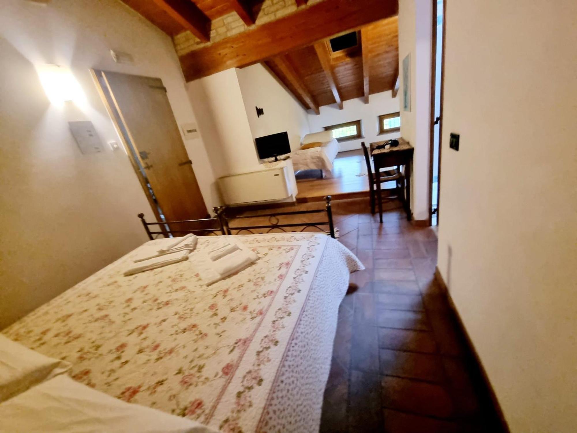 La Garzaga Turismo Rurale Ceresara Екстериор снимка