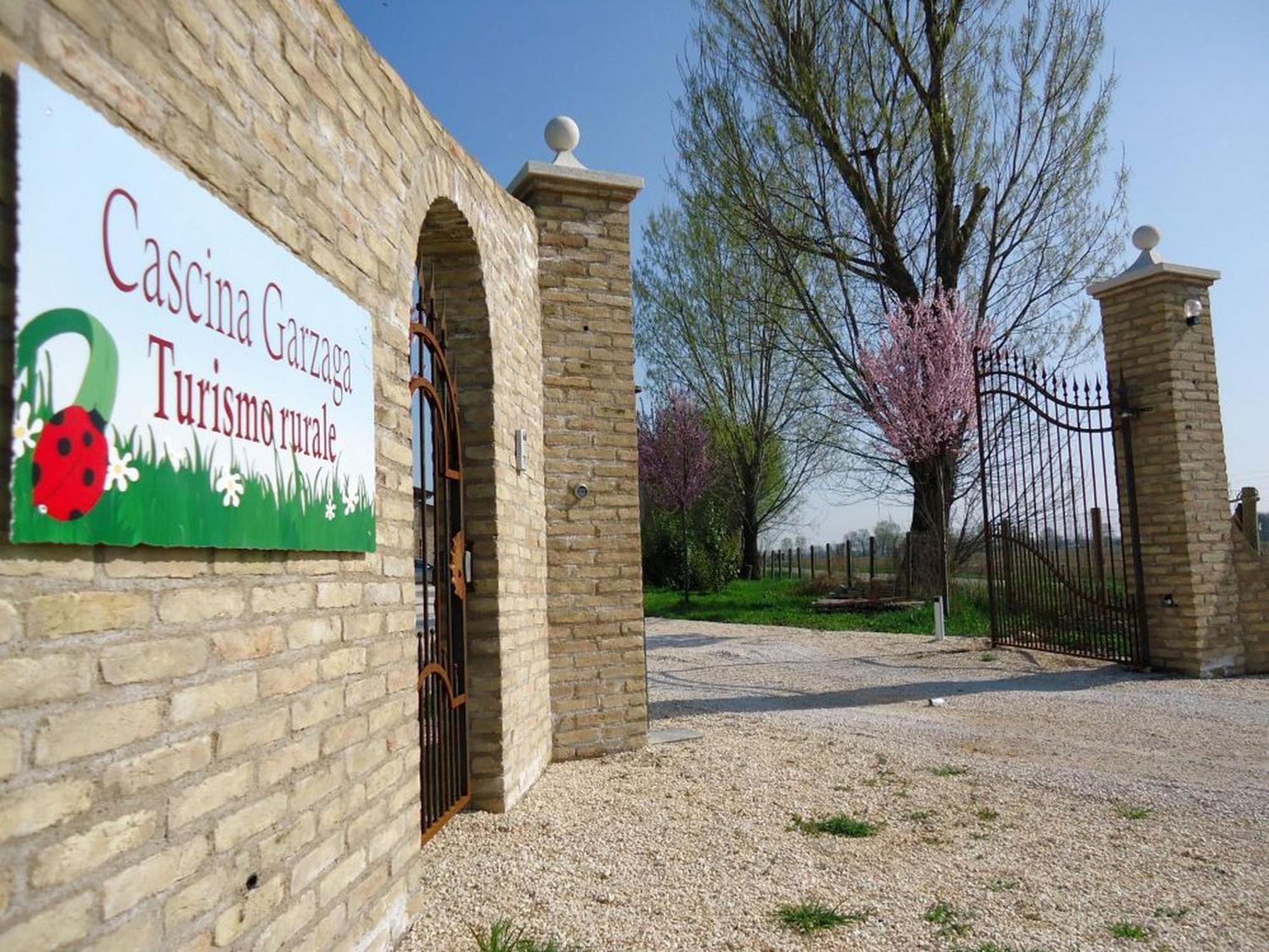 La Garzaga Turismo Rurale Ceresara Екстериор снимка