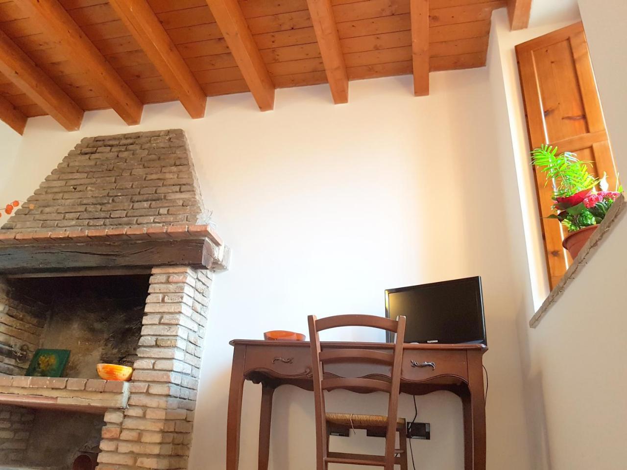 La Garzaga Turismo Rurale Ceresara Екстериор снимка
