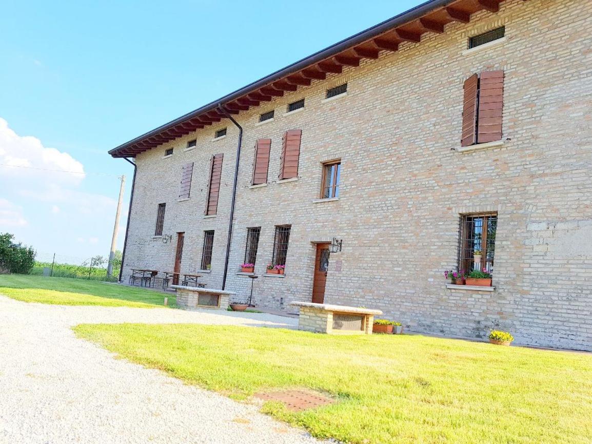 La Garzaga Turismo Rurale Ceresara Екстериор снимка